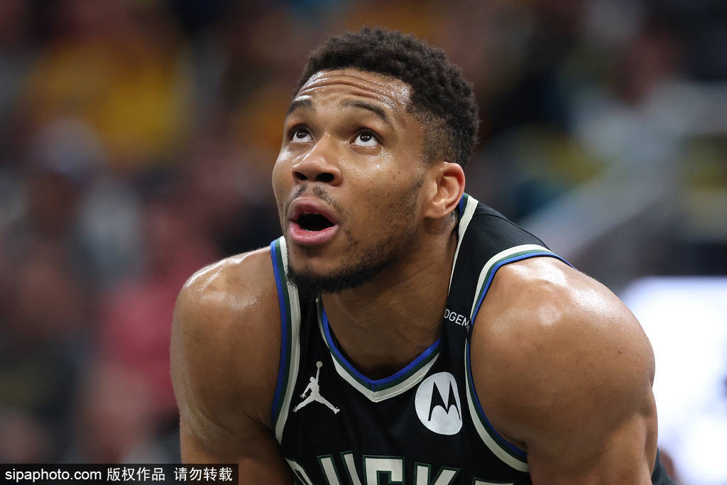 曝字母哥已无意提出交易申请 打算继续留雄鹿