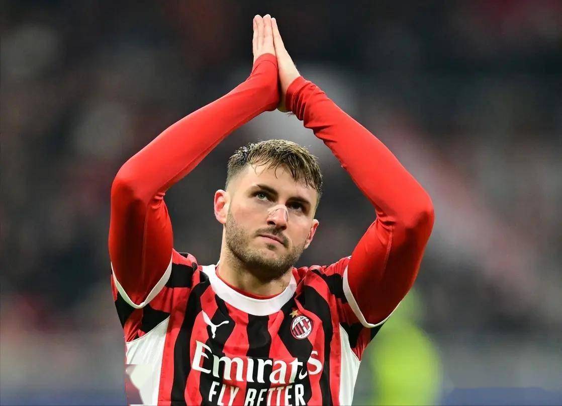 意甲争4变天!米兰冷门2-2萨索洛,19岁小将难救主,实时积分榜